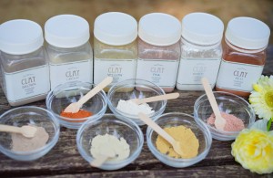 月読みクレイセラピー® 色とりどりのクレイ